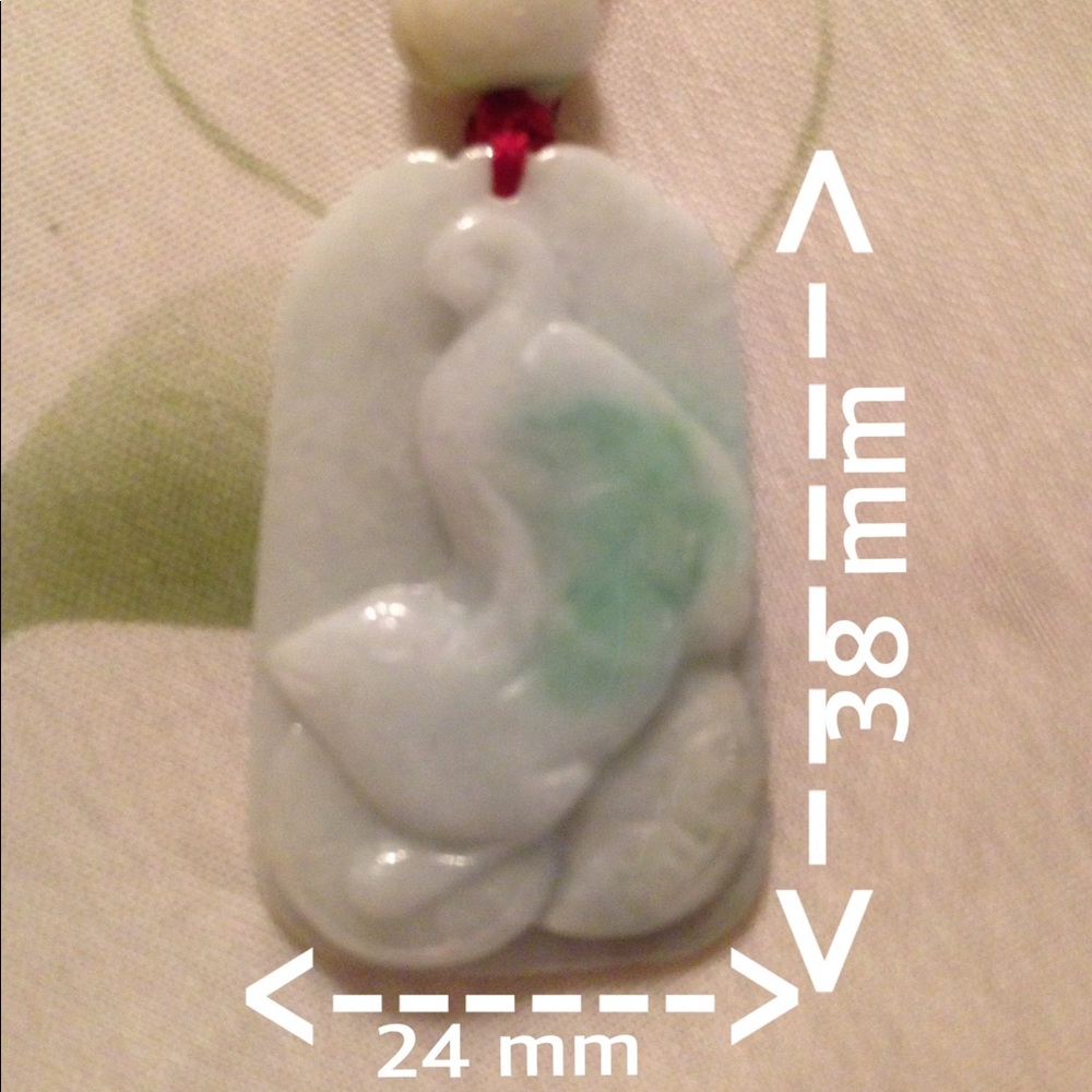🌹This luck money Rat necklace is real Jade. 🌹